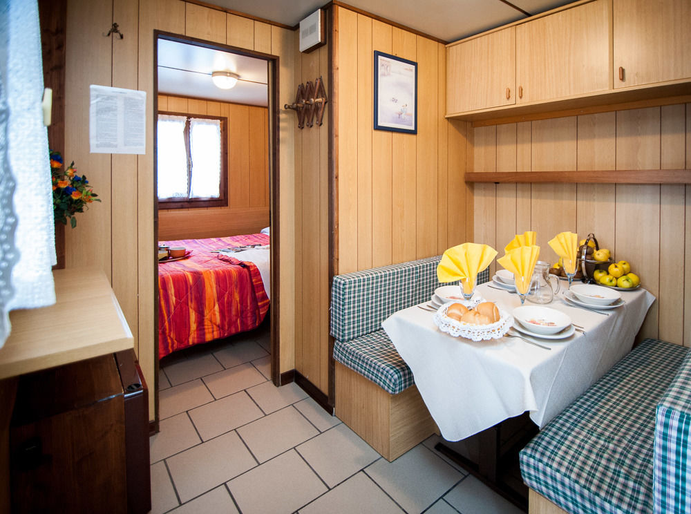 Villaggio Turistico Camping Cervino Antey-Saint-Andre Ngoại thất bức ảnh
